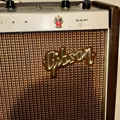 Gibson GA-30RVT Invader 25-Watt 12"/10" Guitar Combo 1962 - 1967 - Black image 3