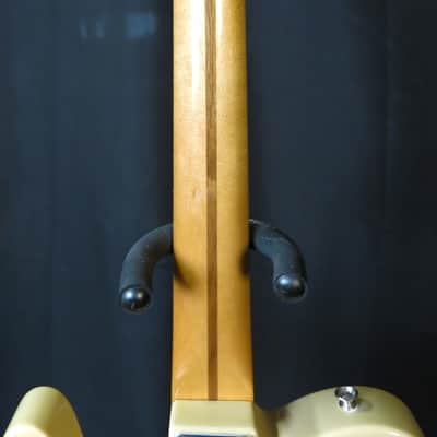 Fender Nocaster Vintera II 50s Maple Fretboard Blackguard Blonde image 5