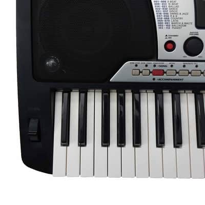 Yamaha PSR-550 The Ultimate Professional Keyboard image 5
