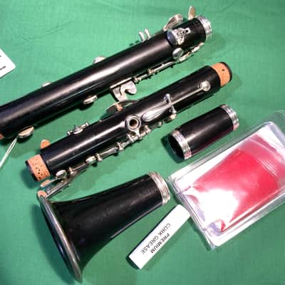 Buffet E11 Wood w/Silver Keys-Intermediate Clarinet-Overhauled-w/Case and Extras image 4