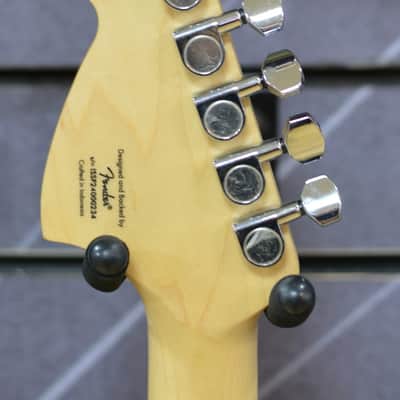 Fender Squier Affinity Series Starcaster Deluxe Electric Guitar, Sienna Sunburst image 5