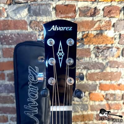 Alvarez Regent Dreadnought Acoustic Guitar w/ Deluxe GB *NEW* (2025 - Sunburst) image 4