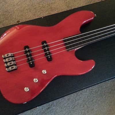 Hamer USA Cruise Bass Fretless w/2TEK bridge. HSC. PRICE DROP image 1