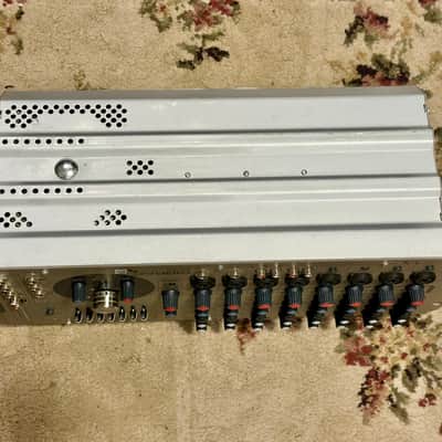 Soundcraft Gigrac 600 8-Channel 2x300-Watt Powered Mixer 2000s - Grey image 4