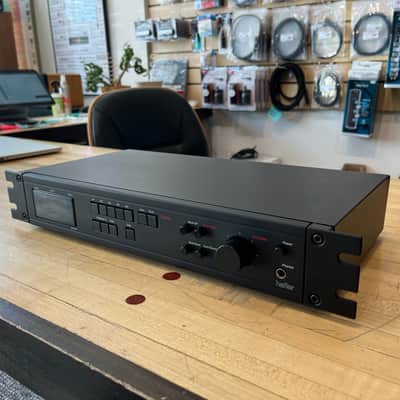 Hafler DH-330 FM Stereo Tuner image 3