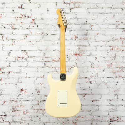 Fender - Vintera 60's Modified Stratocaster Electric Guitar - Olympic White w/Seymour Duncan JB Jr. Bridge PUP Installed - w/ Bag USED image 12