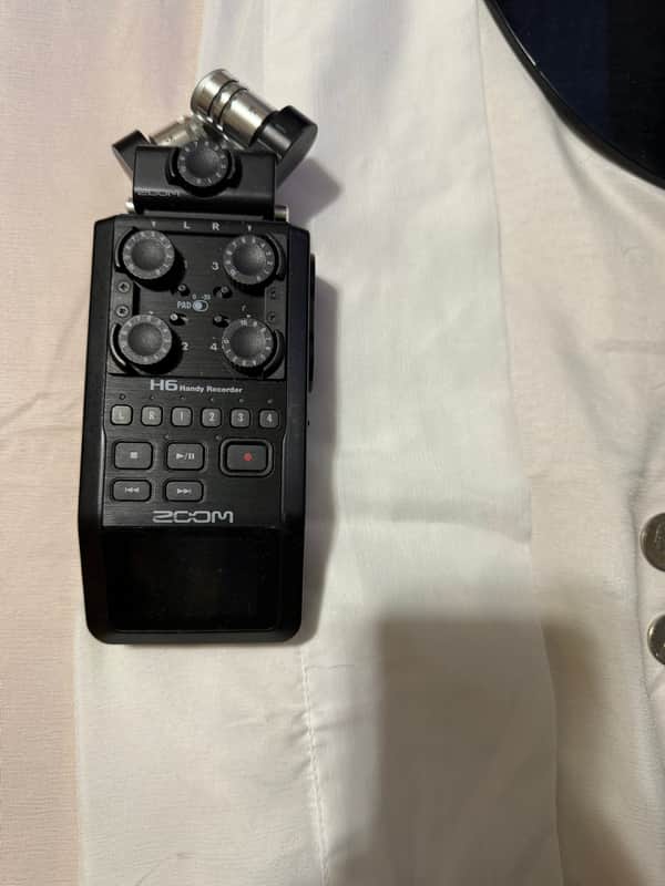 Zoom H6 Handy Recorder with XYH-6 Stereo Microphone Capsule – Black image 1