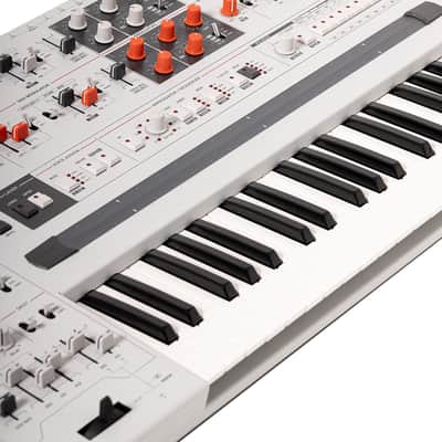 UDO Super Gemini Polyphonic Hybrid Keyboard Synthesizer (Demo Deal) image 4