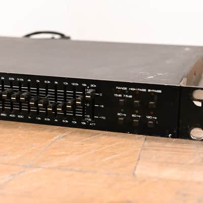 dbx 1531X Dual 31-Band Graphic Equalizer with Mono/Stereo Switch CG01XS3 image 2
