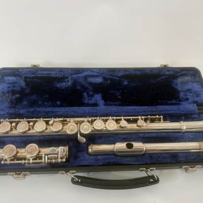 Armstrong USA 104 student C flute JUST SERVICED plays perfectly image 15
