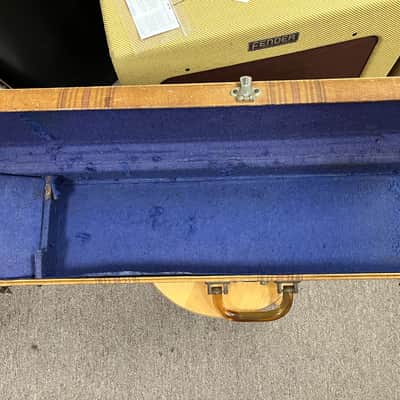 Fender Vintage Case for Lap Steel Guitar image 9
