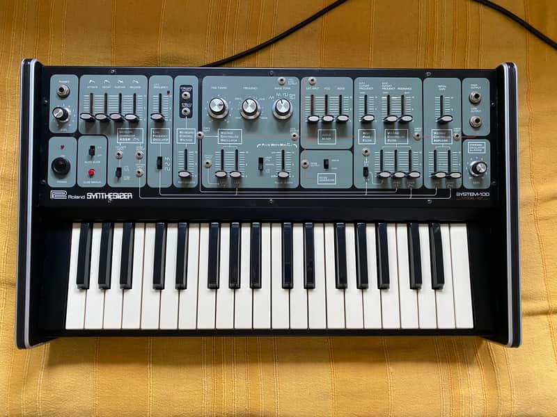 Roland System 100 Model 101 37-Key Synthesizer 1975 - 1979 - Black image 1