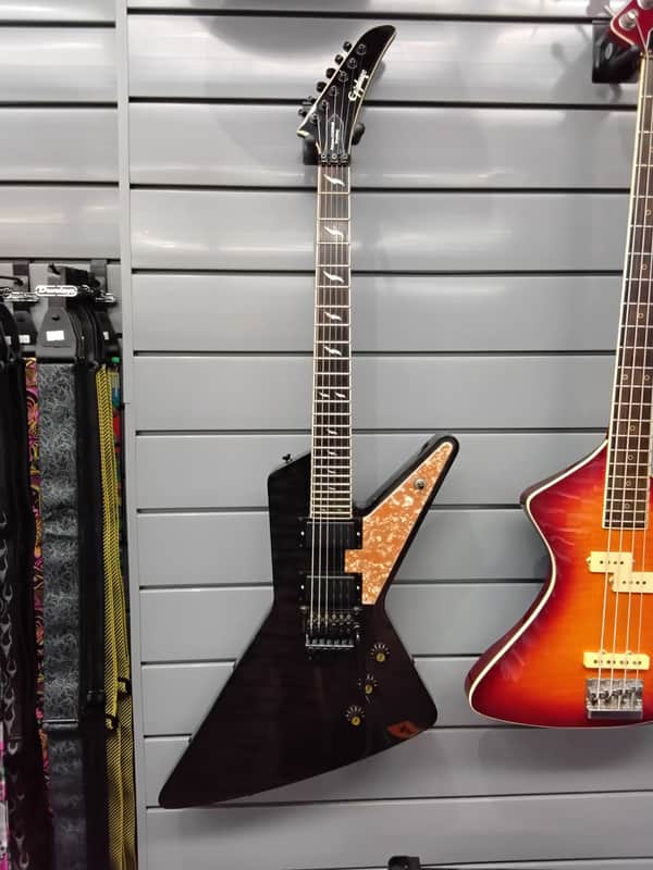 美品 メンテ済 Epiphone Futura CUSTOM Prophecy 美品 メンテ済 Epiphone Futura CUSTOM Prophecy