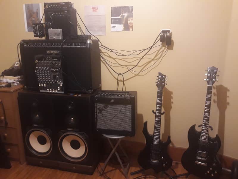 Musical  instruments Equipment image 1