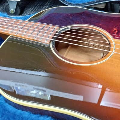 GIBSON CUSTOM SHOP J-45 Acoustic Guitar Classic Design image 12