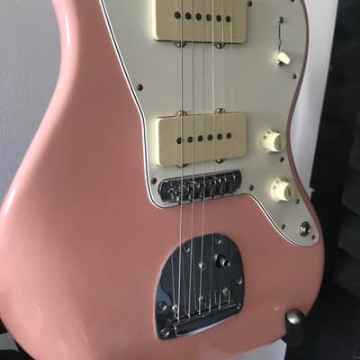 Limited edition shell pink Jazzmaster image 4