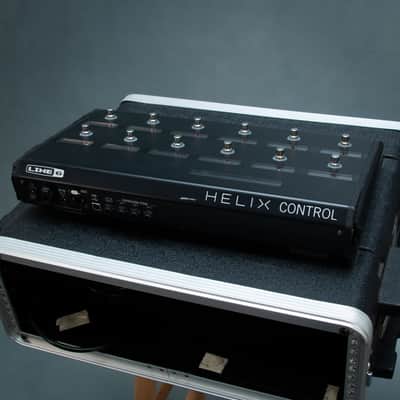 Line 6 Helix Rack Guitar Processor + Helix Control w/Case - Preowned image 9