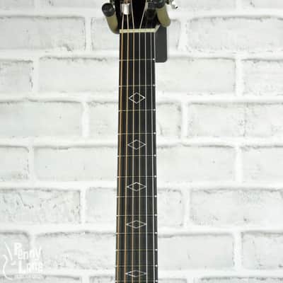 Eastman E22OOSS/V-SB Varnish Acoustic OO Slope Shoulder Guitar with Case image 5