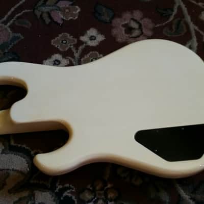 1987 Gibson Bass IV - Pearl White - Thunderbird Pickups - Set Neck image 6