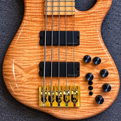 2021 Muckelroy Custom 5-String Bass – Ultra Lightweight 6.5 lbs – Mike Pope/Delano Electron image 1