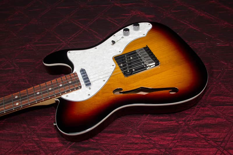 Fender Deluxe Thinline Telecaster Rosewood Fingerboard 3-Color