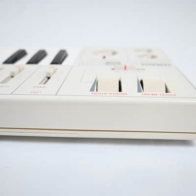 Yamaha CS01 image 17