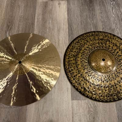 Paiste Signature Traditional Medium Light Hi-Hat 14" image 3