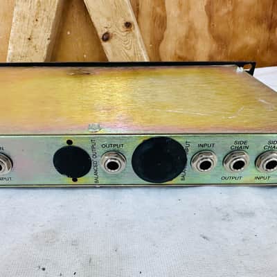 Furman Model LC-6 Stereo Compressor Gate 1U space - tested & working image 4