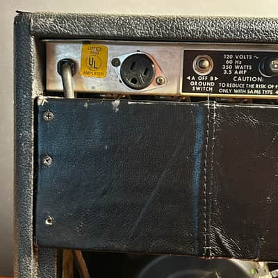 Fender Twin Reverb 2-Channel 100-Watt 2x12" Guitar Combo 1972 - 1976 - Silverface image 10