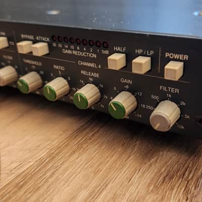 LA Audio 4C 4-Channel Compressor w/Switchable Multi-Band Operation image 3