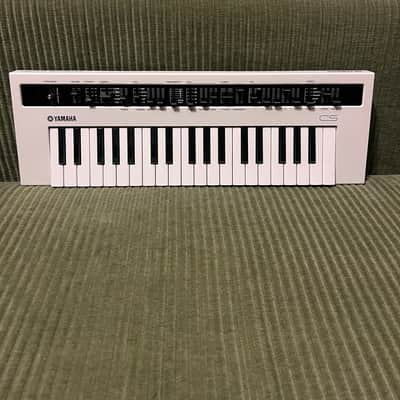 Yamaha Reface CS Mini Mobile Keyboard 2015 - Present - White