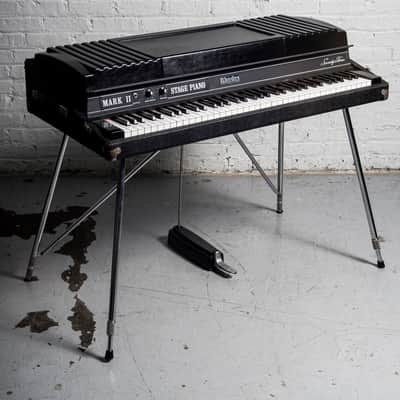 1982 Rhodes Mark II Stage 73 "Poppy" image 5