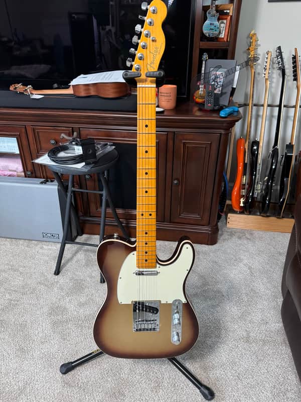 Fender American Ultra Telecaster with Maple Fretboard 2019 - Present - Mocha Burst image 1