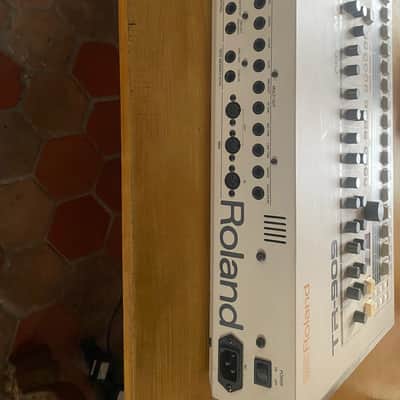 Roland TR-909 Rhythm Composer 1983 - 1985 - White image 4