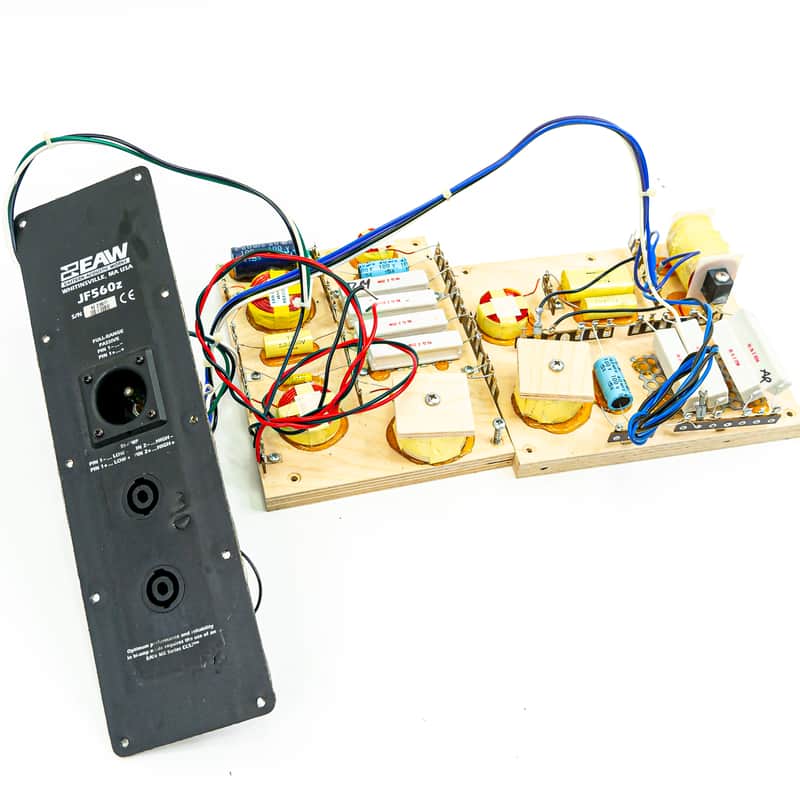 EAW JF560z