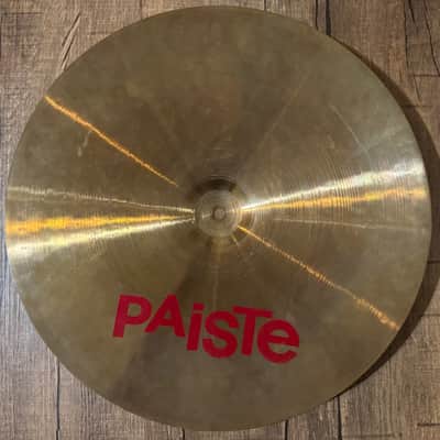 Paiste 18" 2002 Medium Crash Cymbal - USED image 2