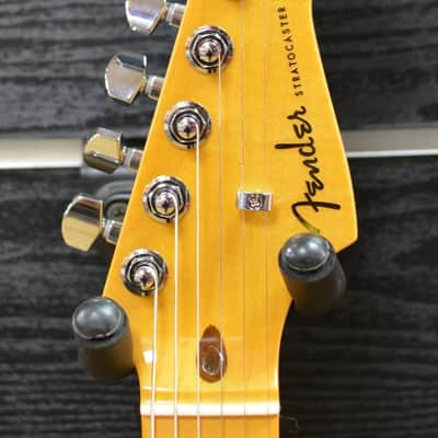 Fender American Ultra Stratocaster Maple Fingerboard Texas Tea with Hard Case B-Stock image 4