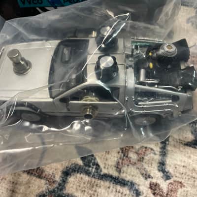 VVco Delayrean 2.0 Delay Pedal Delorean Collectable Model - Back To The Future image 11