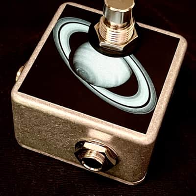 Saturnworks Soft Touch Micro Clickless Momentary Stutter Kill Switch Mute Switch Guitar Pedal with Neutrik Jacks - Handcrafted in California image 2