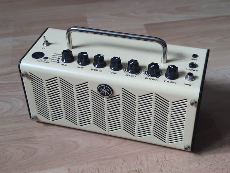 Yamaha THR5 10-Watt 2x3" Stereo Digital Modeling Guitar Combo