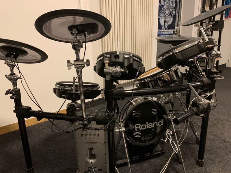 Roland TD-30KV V-Drum Kit with Mesh Pads 2010s - Black image 1