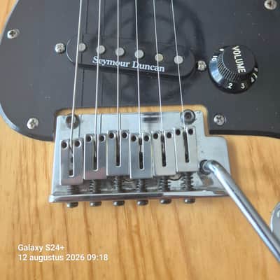 Fender Special Edition Lite Ash Stratocaster 2004 - Natural image 3