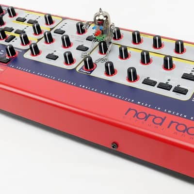 Clavia Nord Rack 2 Lead Synthesizer Desktop + Neuwertig + 1,5 Jahre Garantie image 3