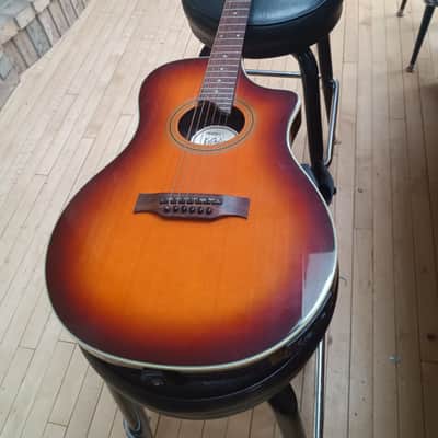 Line 6 Variax 700 Acoustic 2000's - Sunburst image 5