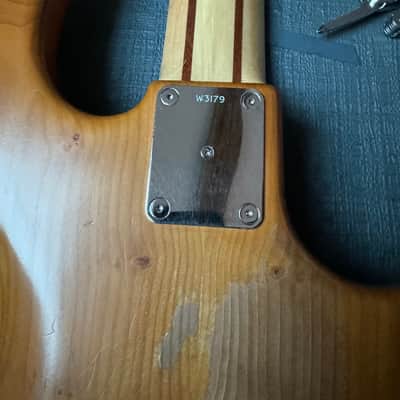 Wal MK2 5 strings 1989 Left-handed image 11