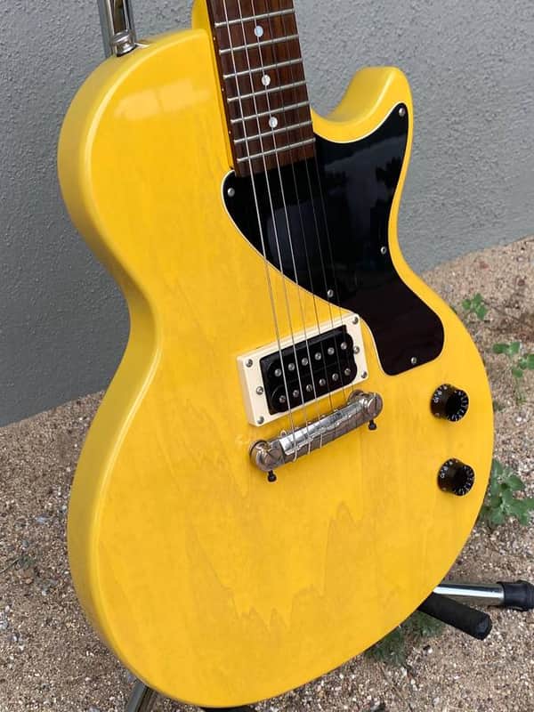 Epiphone Les Paul Junior for $1,499 - Save $999!