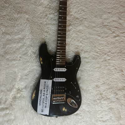 Kurt Cobain Vandalism Stratocaster Replica - 35" Mini Guitar - Reliced image 2