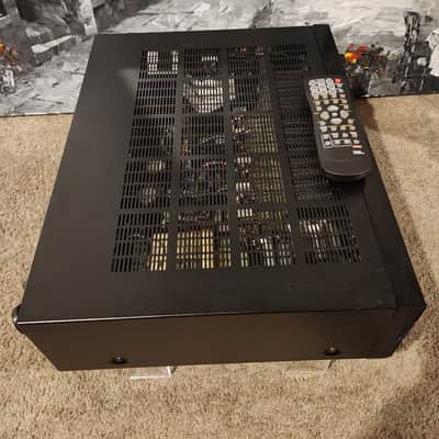 Yamaha Yamaha HTR-5540 A/V receiver with Dolby Digital, DTS, and Dolby Pro Logic II 90s - Black image 6