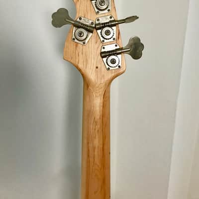 G&L L5500  1998 *Serial number B000056* image 6