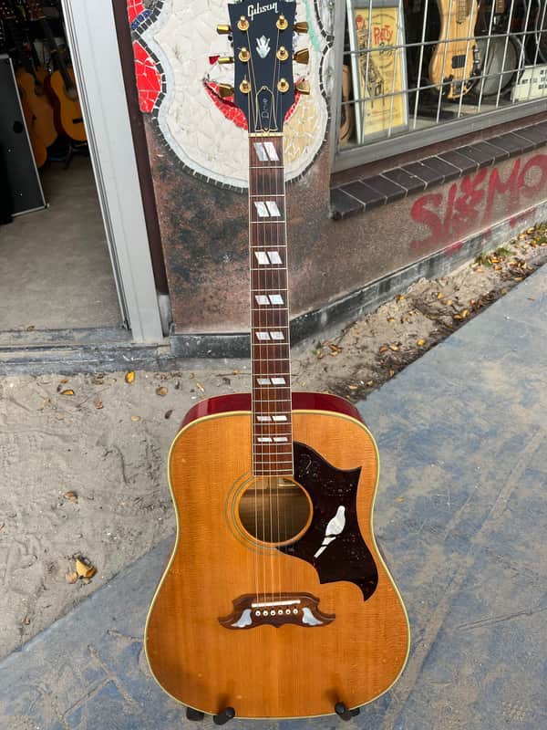 Gibson Dove 1994 - Sunburst imagen 1